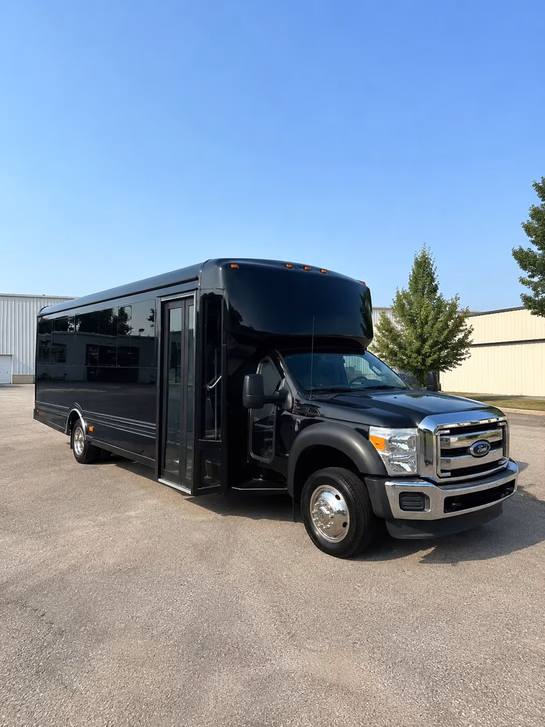 Fort Wayne Winery Tour & Pub Crawl Transportation