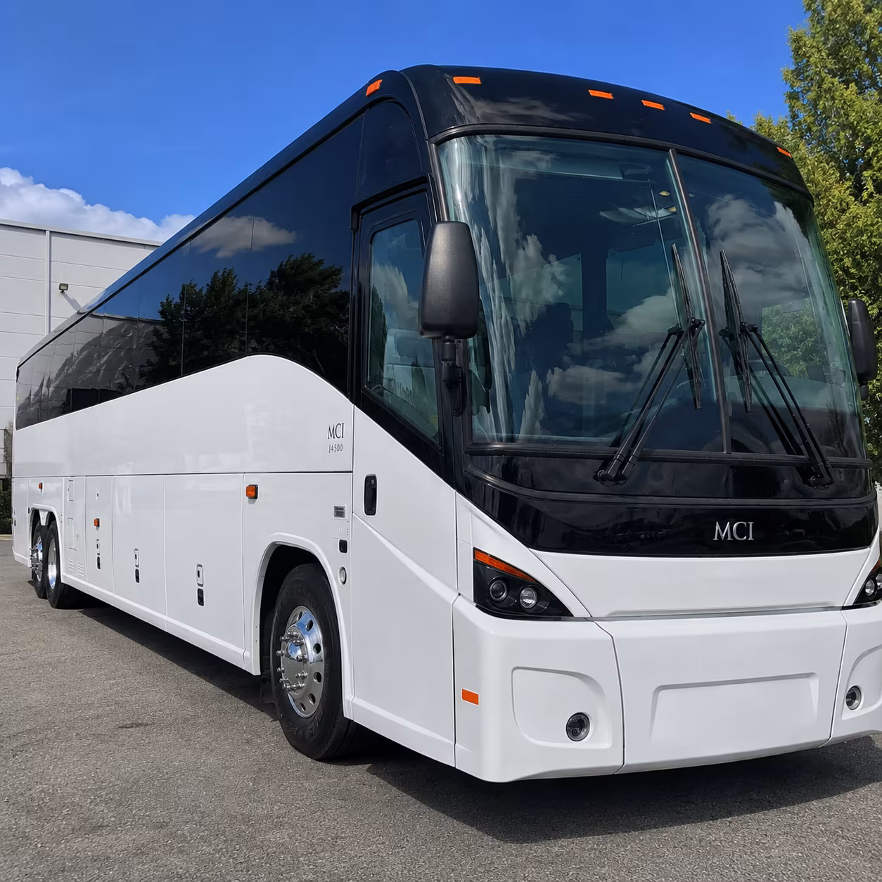 Grand Rapids School Event & Field Trip Transportation